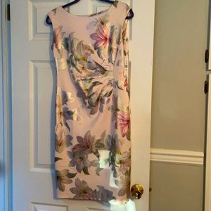 Beautiful wedding /Holiday dress. Comfortable & flattering with mid line ruching